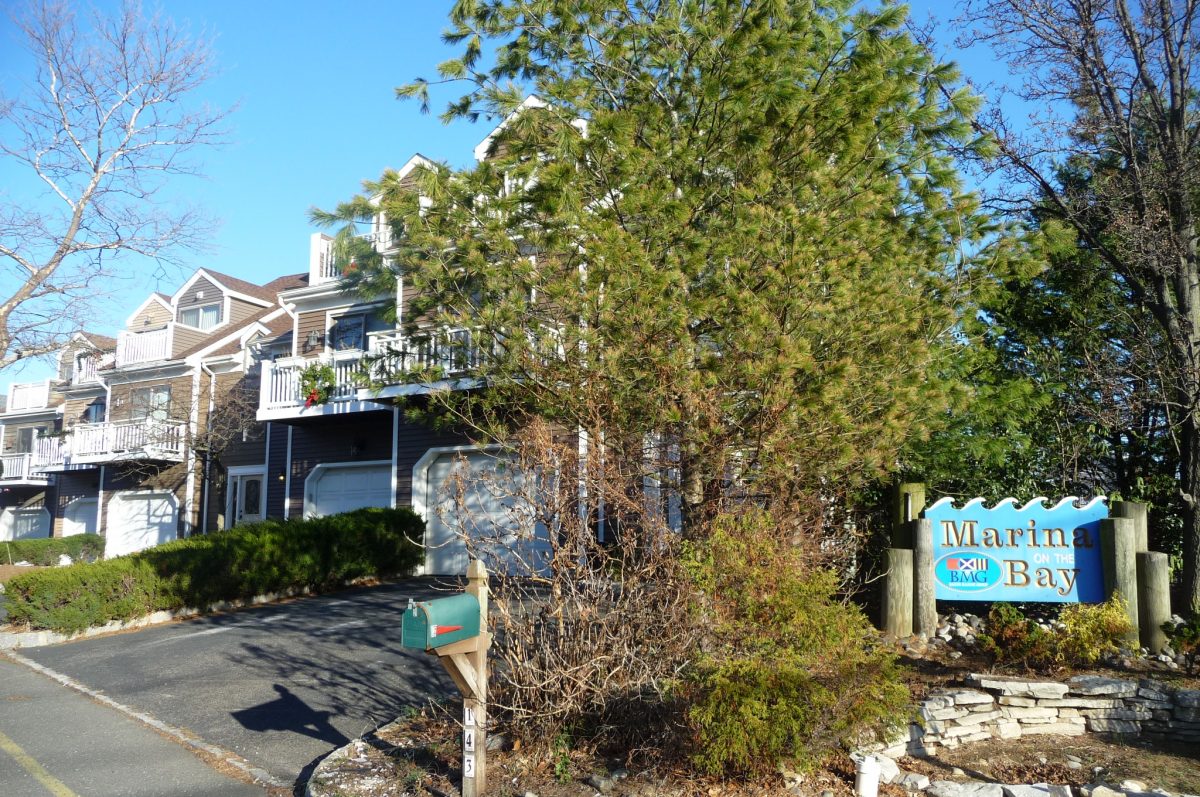 Marina on the Bay Condos and Townhouses in Highlands NJ 07732