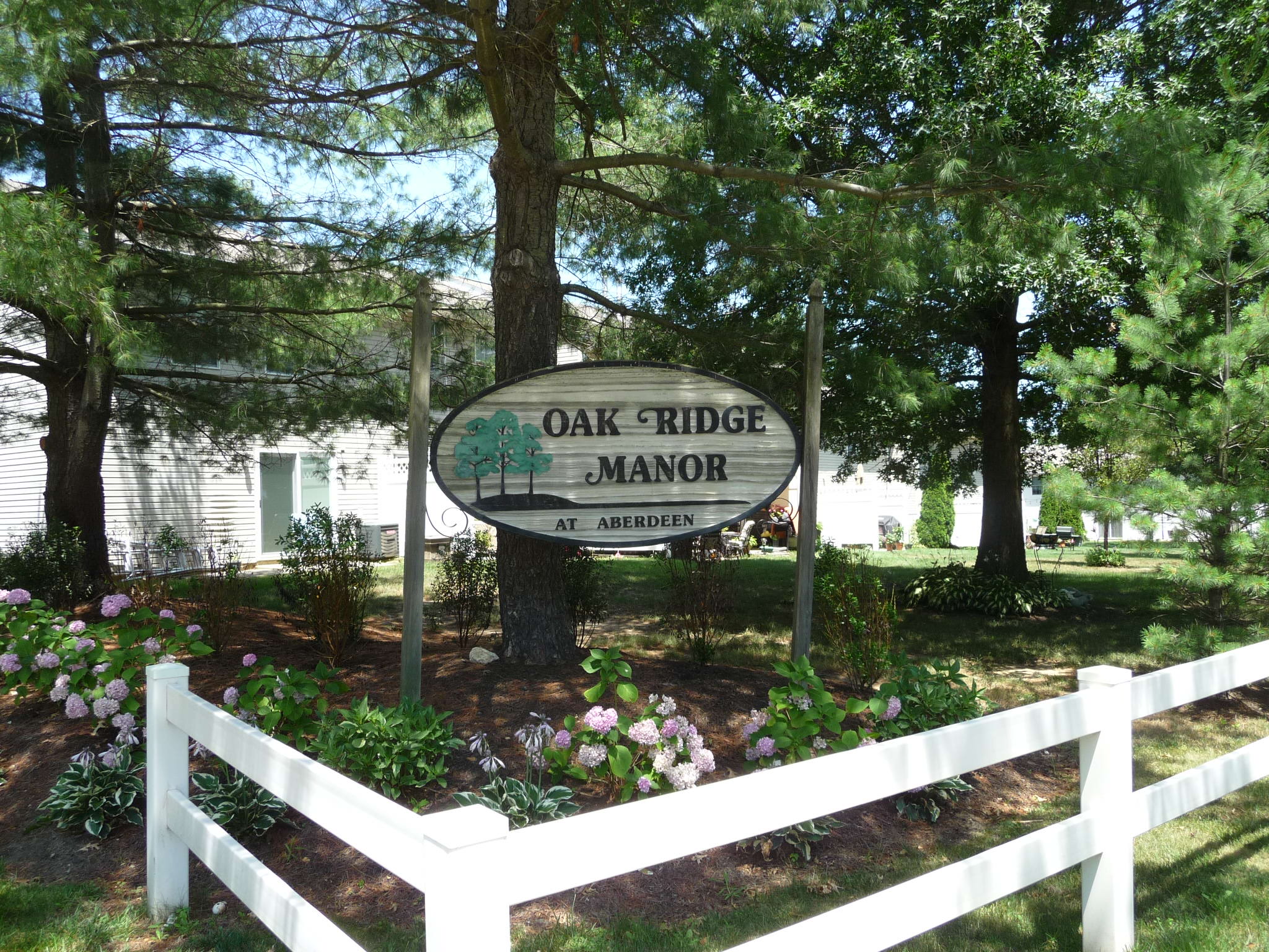 Entrance sign at Oak Ridge Manor