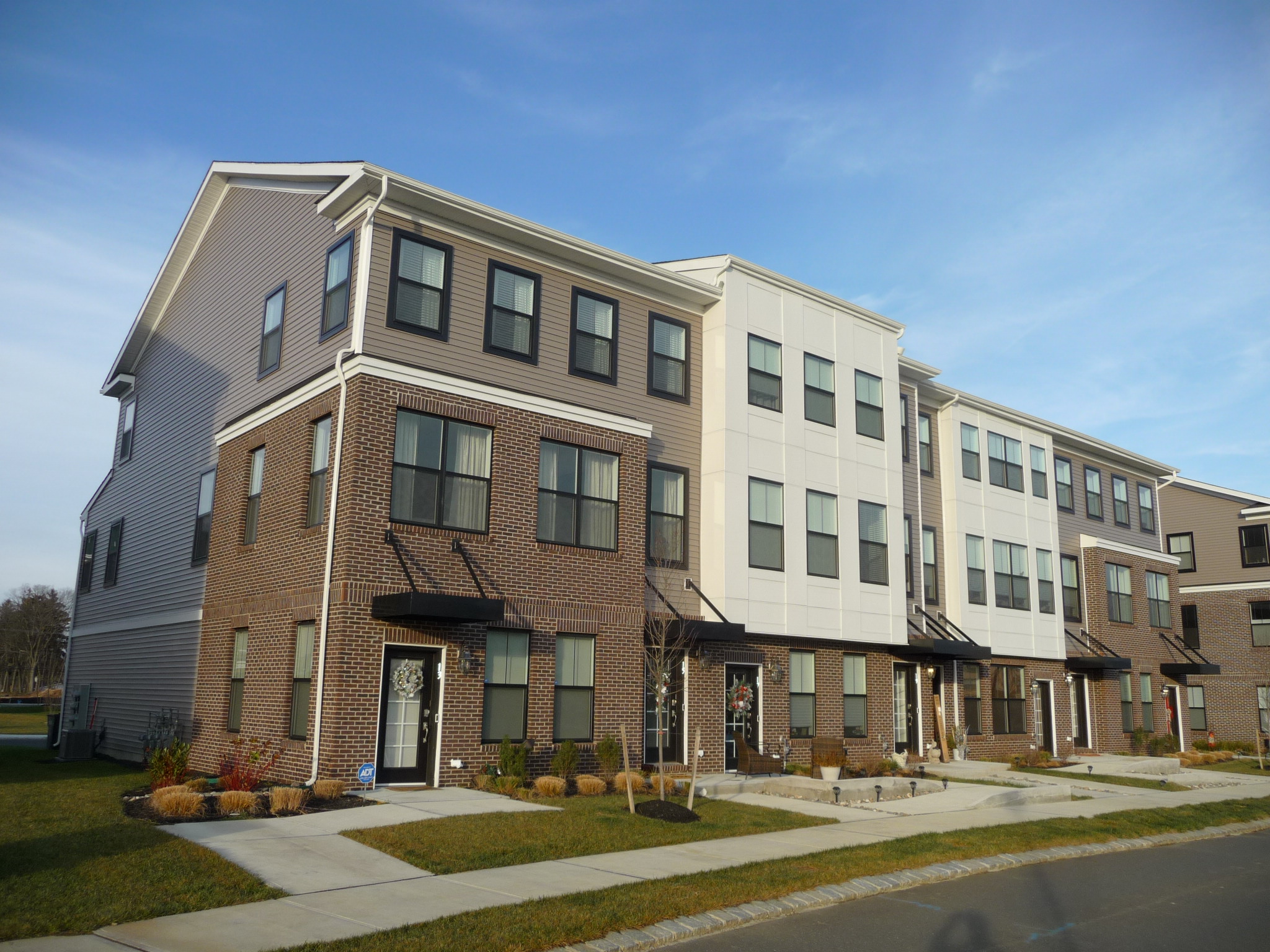 A example of the townhouses at Patriot's Square.