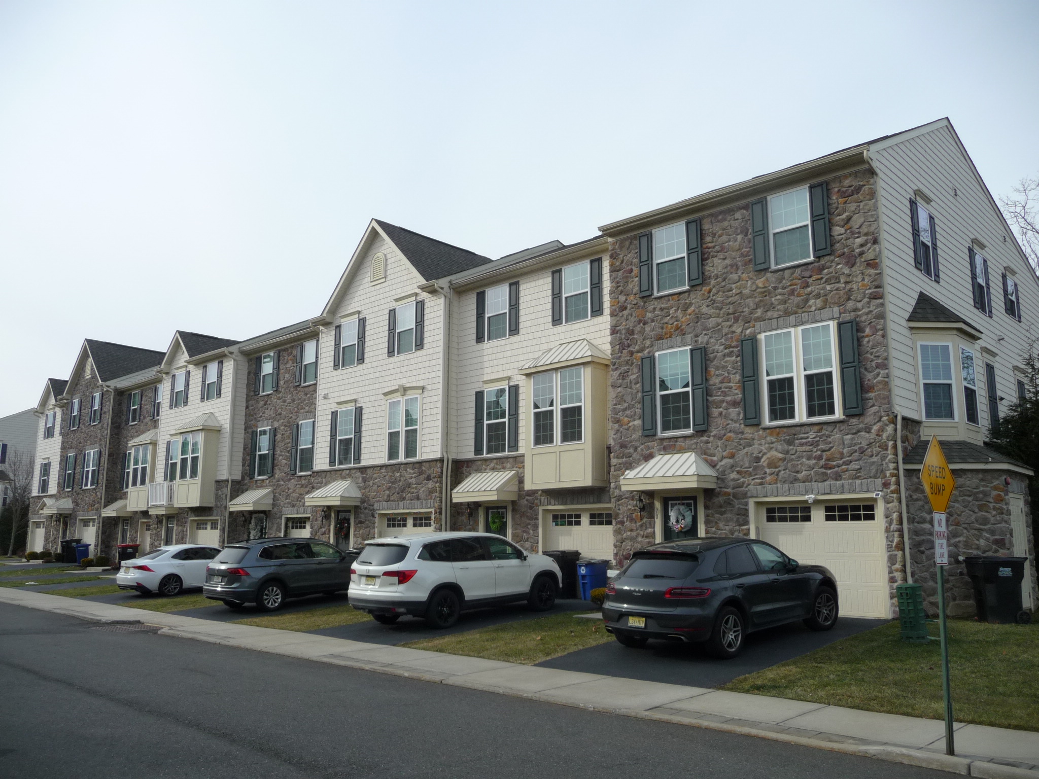 A row of townhouses at The Bluffs at Aberdeen.